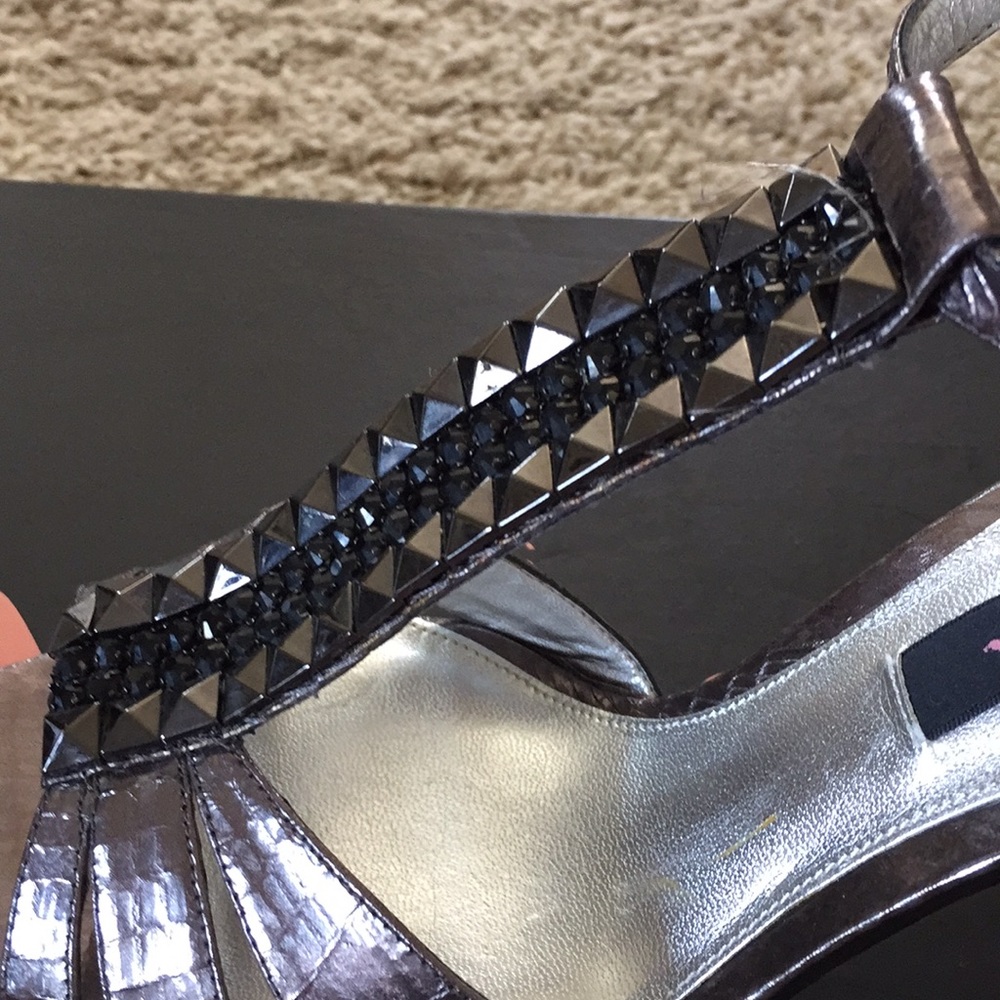 Sandal - Picture 7 of 7